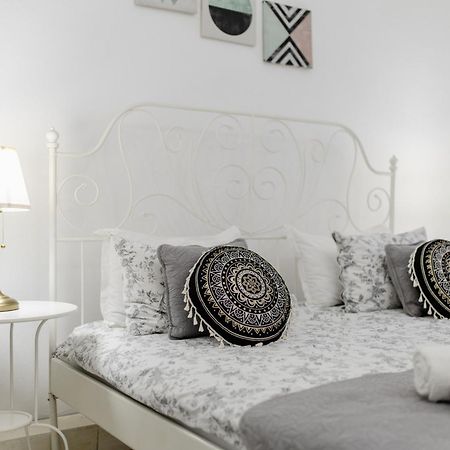 Hotel La Maison Blanche Alba Iulia Exteriér fotografie