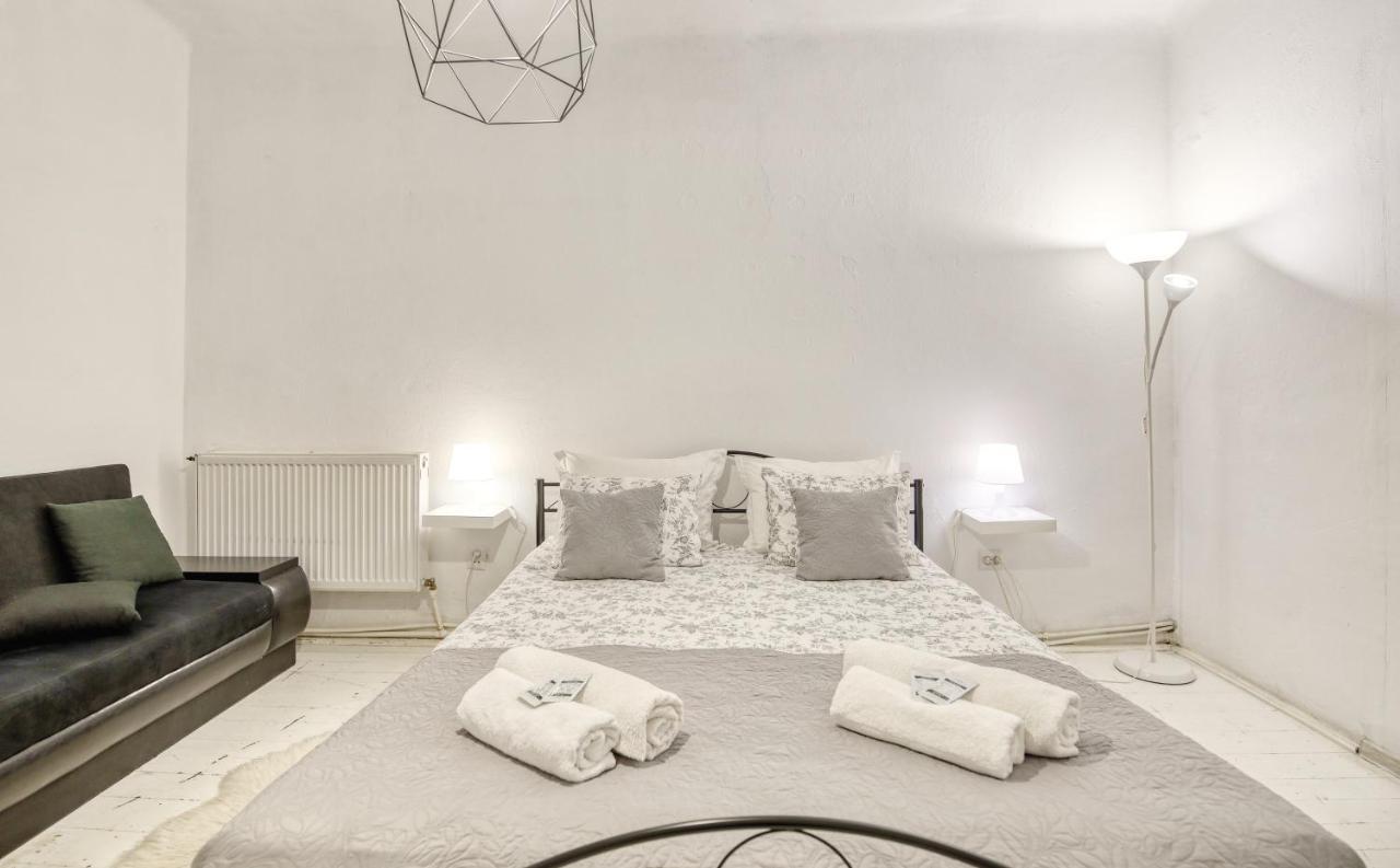 Hotel La Maison Blanche Alba Iulia Exteriér fotografie